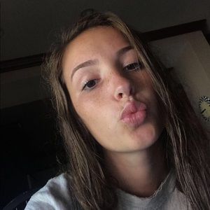 Meet your Posher, Addy